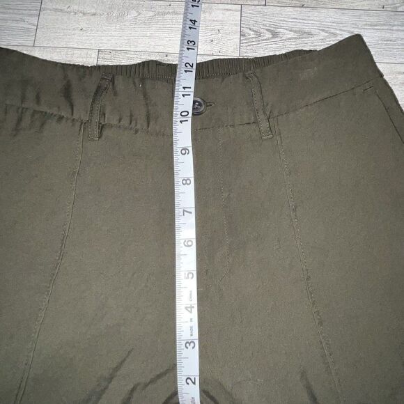 A New Day Ankle Pants Women’s Sz 6 Army Green Rolled Cuffs Center Seam High Rise - Picture 12 of 14